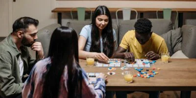 Best Online Games To Play With Friends Featured