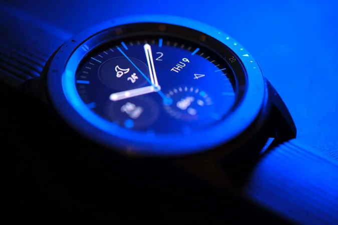 Cómo encender o apagar tu reloj Samsung Galaxy