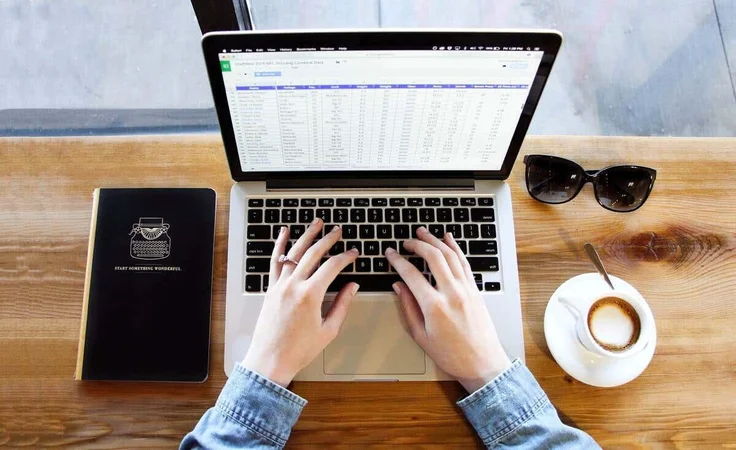 Cómo mostrar números negativos en rojo en Excel