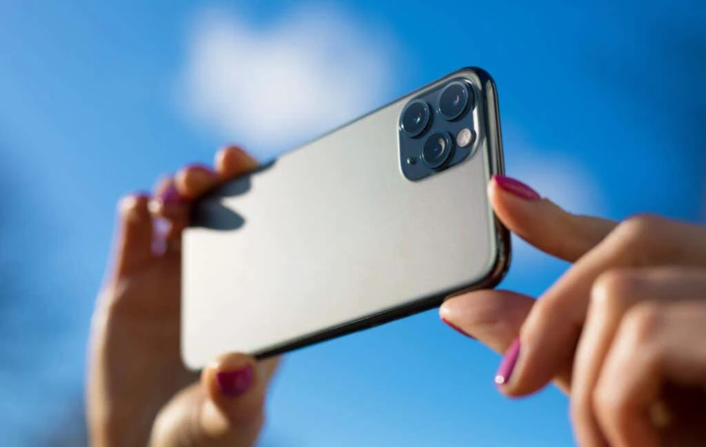 Cómo corregir un error de Android "La política de seguridad impide el uso de la cámara"