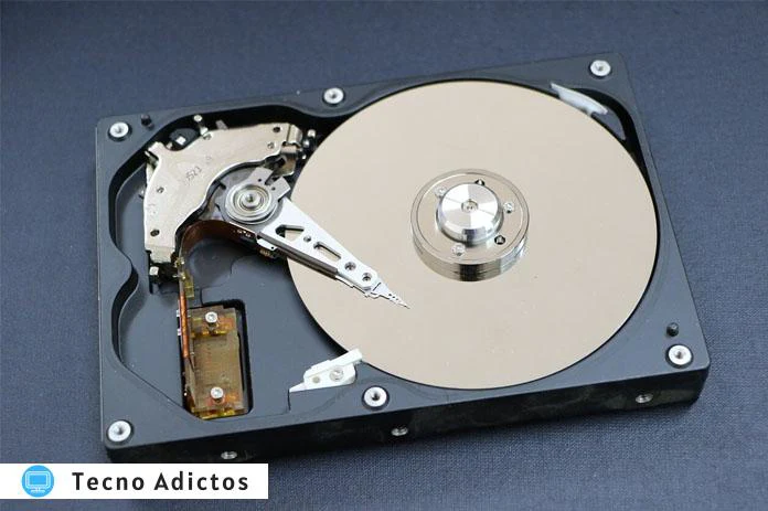 ¿Cómo recuperar sus datos de un disco duro dañado?