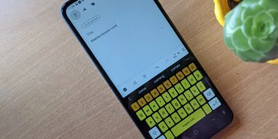 Tema clave amarilla del teclado Samsung