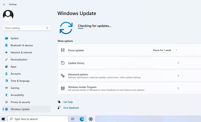 Búsqueda atascada de Windows11 en busca de actualizaciones