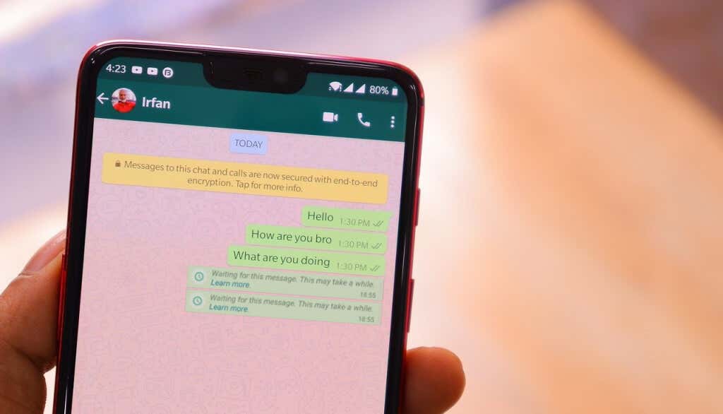 Cómo solucionar el error Esperando este mensaje en WhatsApp